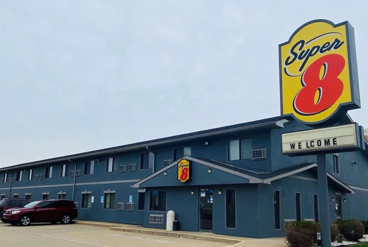 Super 8 By Wyndham Michigan City Kültér fotó
