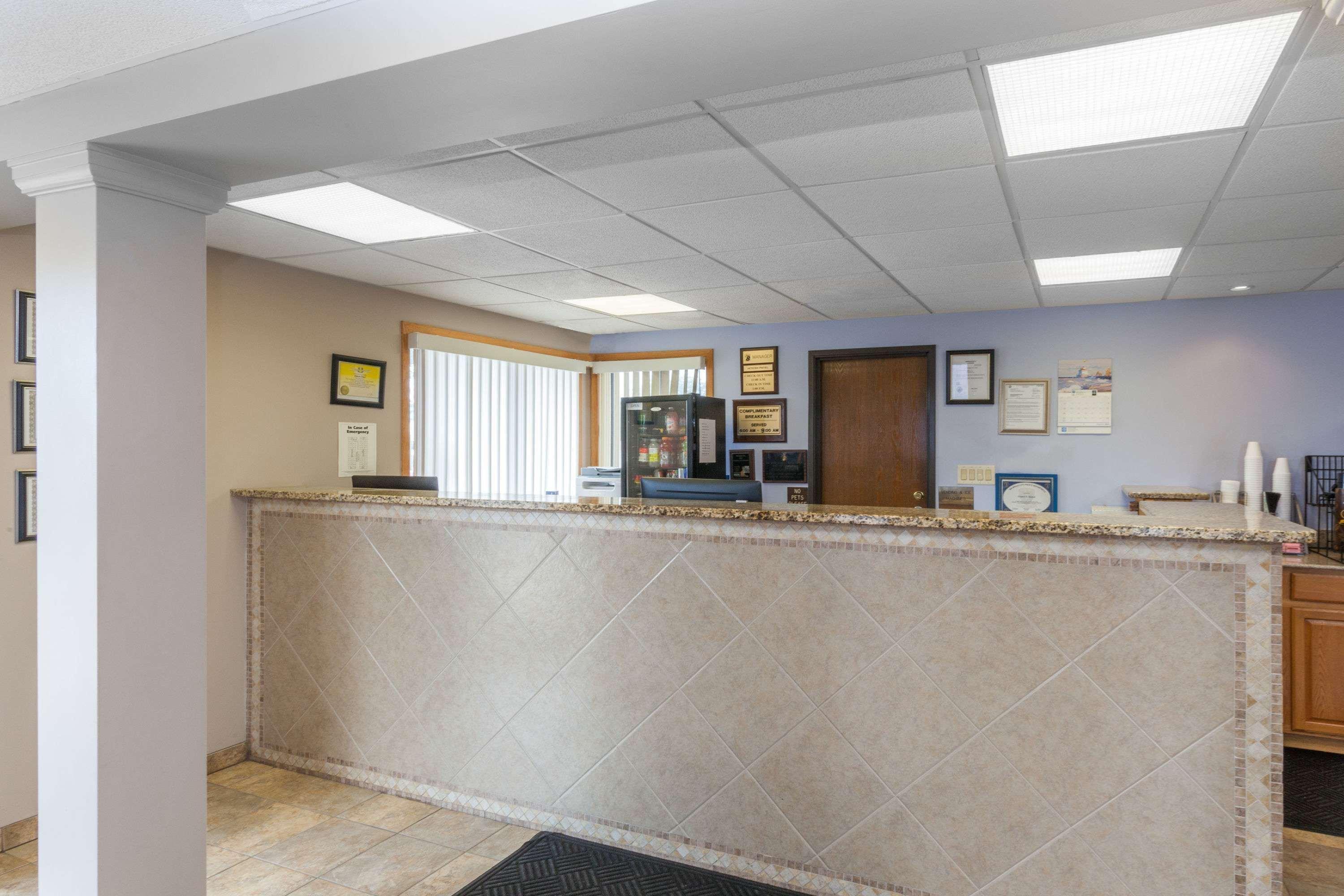 Super 8 By Wyndham Michigan City Kültér fotó