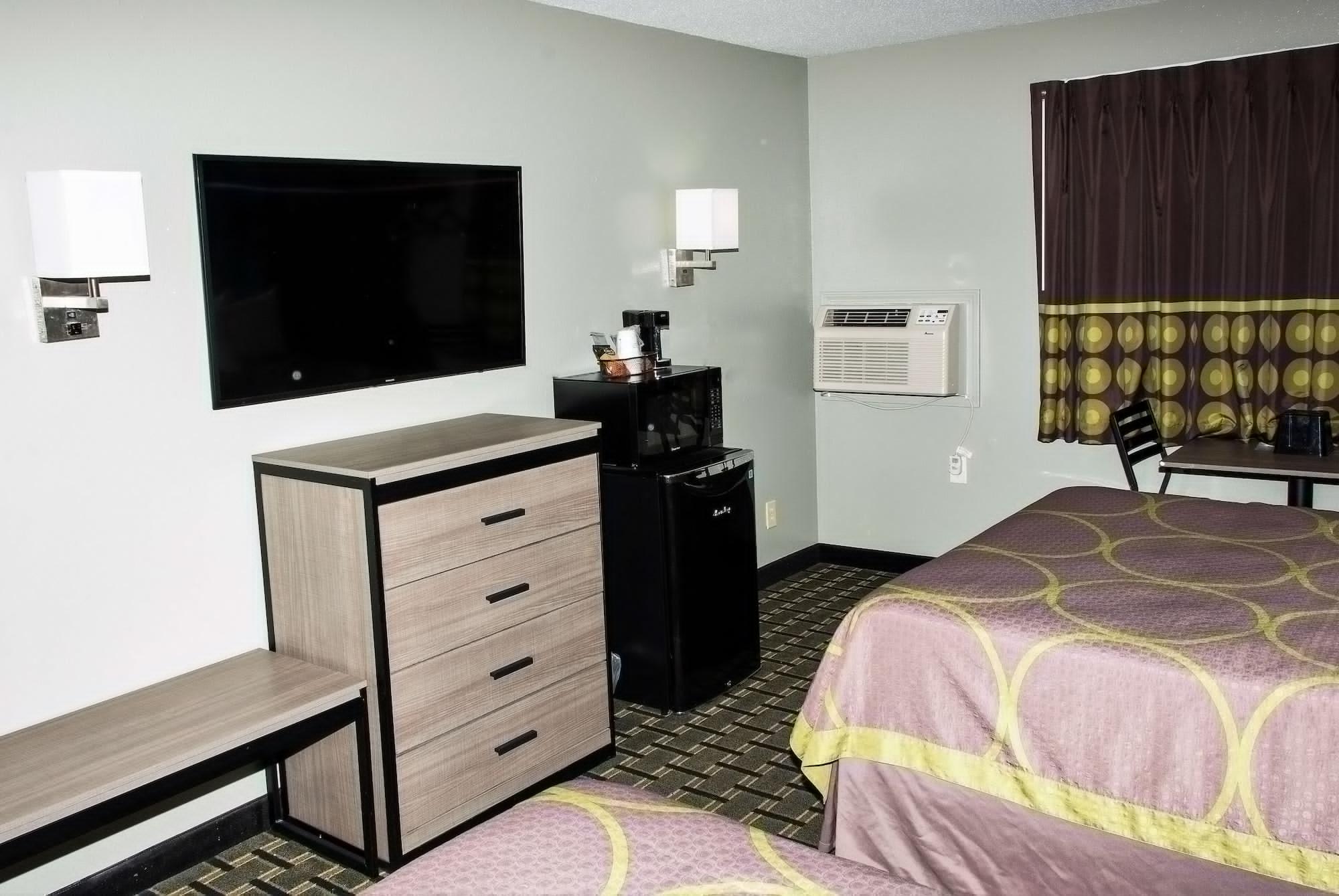Super 8 By Wyndham Michigan City Kültér fotó