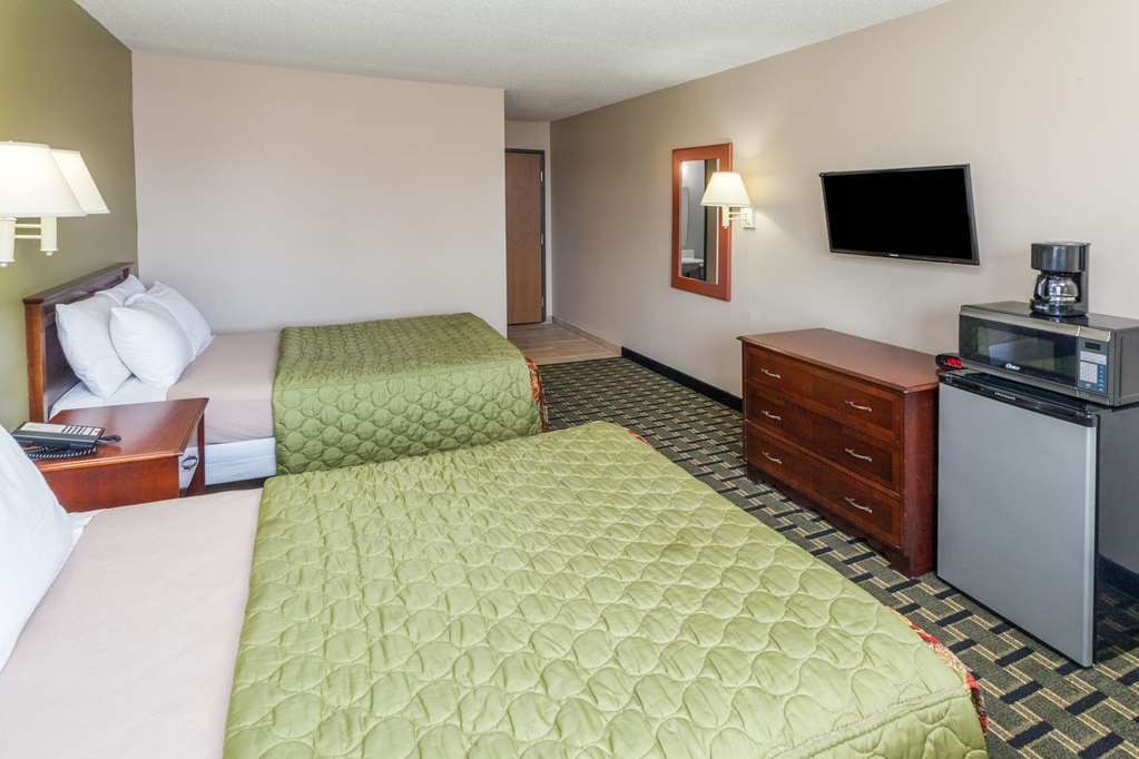 Super 8 By Wyndham Michigan City Szoba fotó
