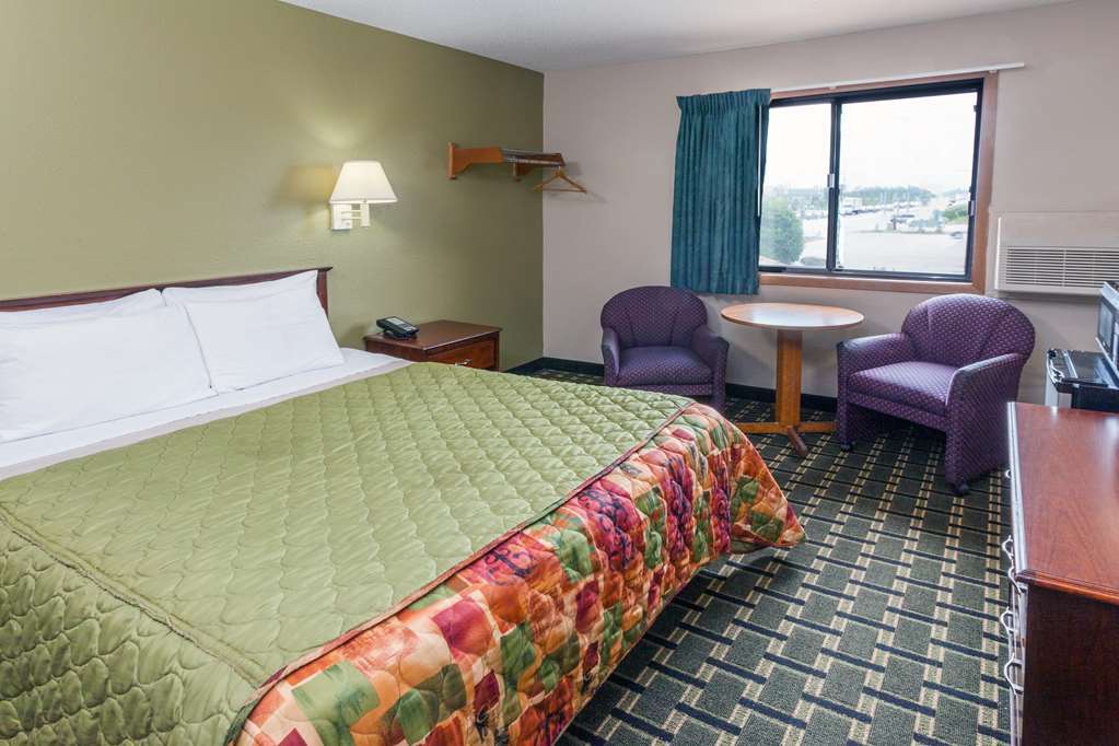 Super 8 By Wyndham Michigan City Szoba fotó